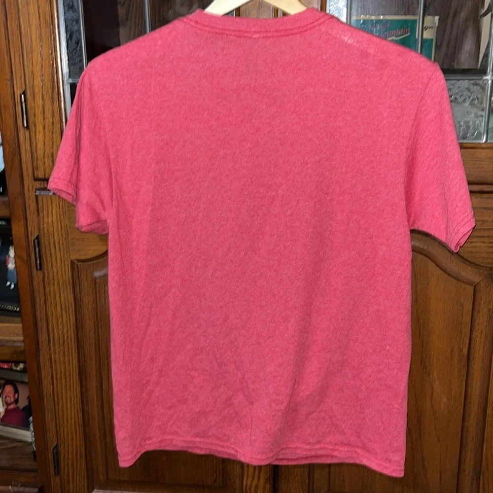 Where's Waldo red short sleeve t-shirt Size XXL